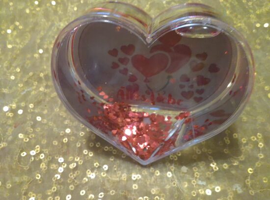 Valentin Herz ❤️ Glas mit 💓 Herzen und Wasserbewegung